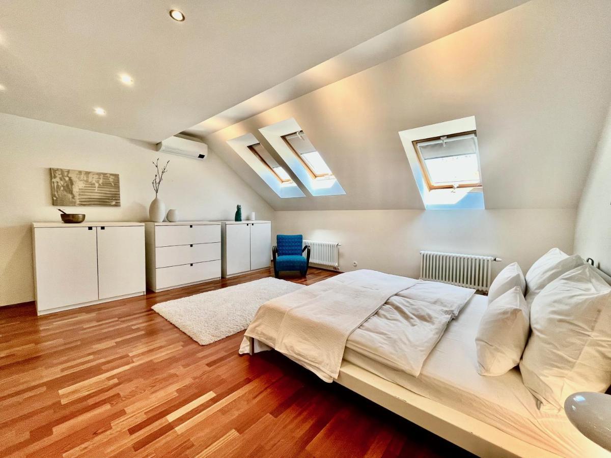 Luxury Penthouse Apartment Prague Exterior photo